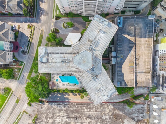 3525 Sage Rd Unit 1016