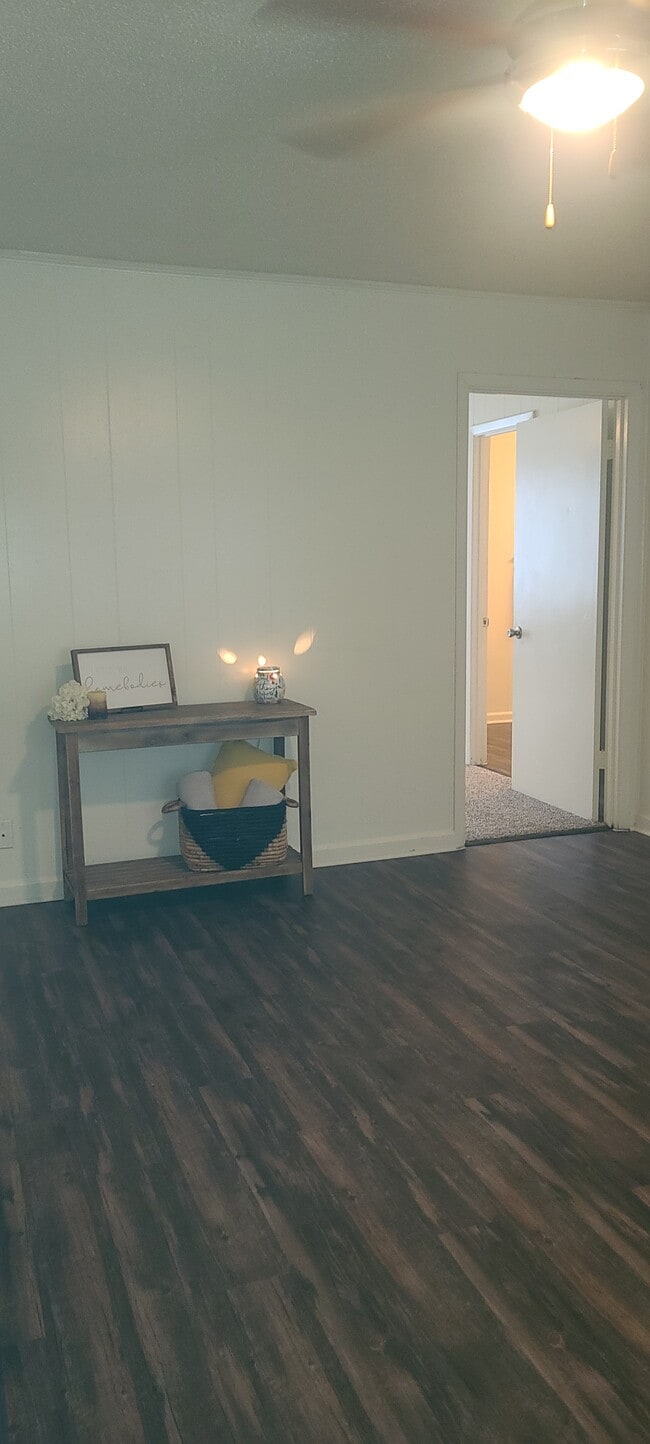 Photo - Heritage Village Apartments