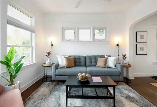 Photo - 5919 NE 10th Ave