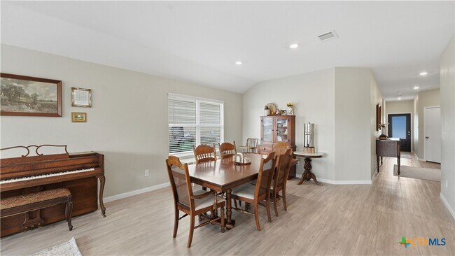 Photo - 2717 San Martin Ln