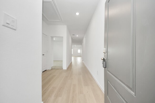 Photo - 7706 Smooth Vly Ct