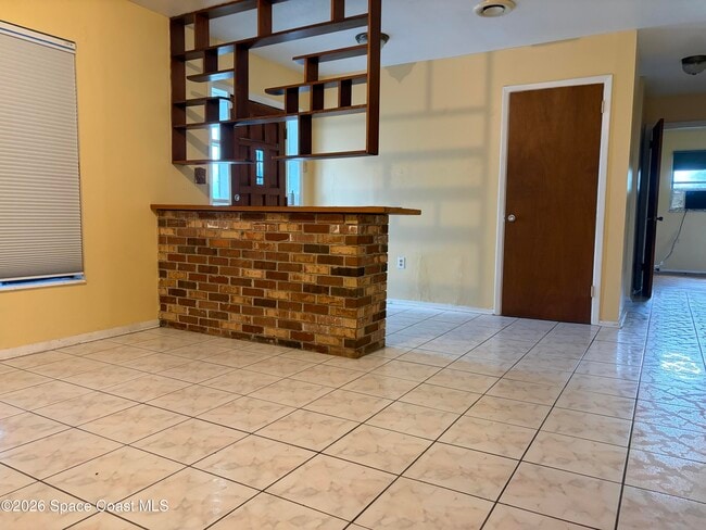 Photo - 740 Thomas Ln