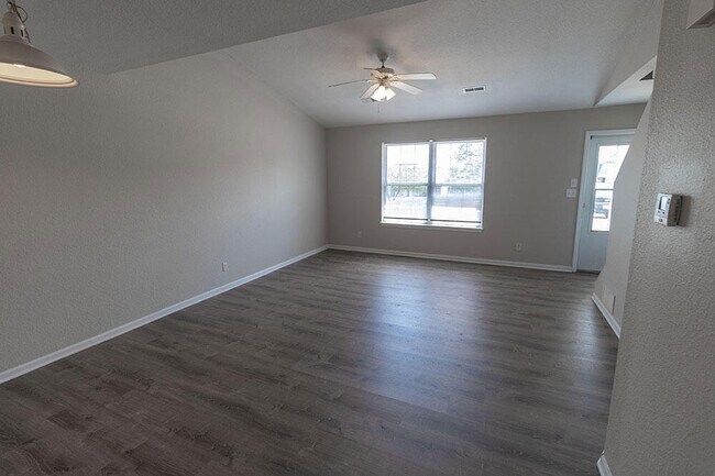 Photo - 1507 Riva Ridge Ct