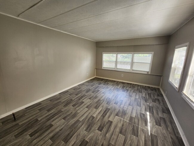 Photo - 14803 Bakers Ln