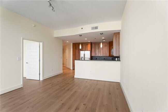Photo - 1080 Peachtree St NE Unit 2101