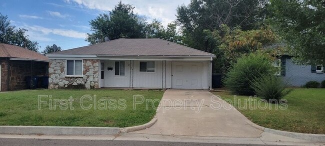 Building Photo - 2236 Carlisle Rd