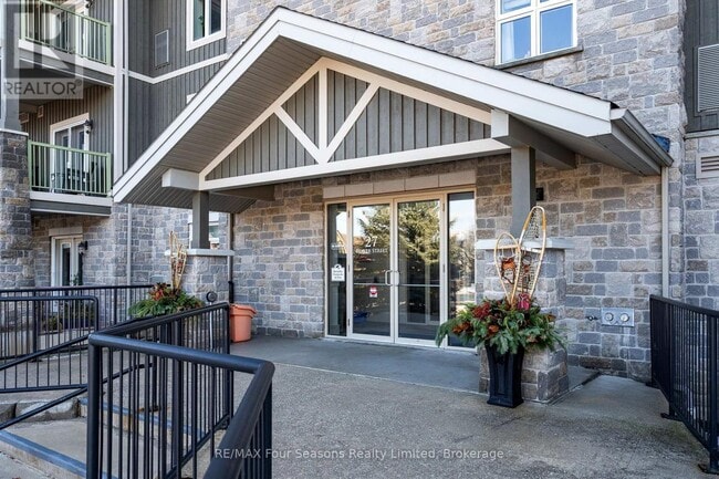 Photo - 27 Beaver St S Unit 305