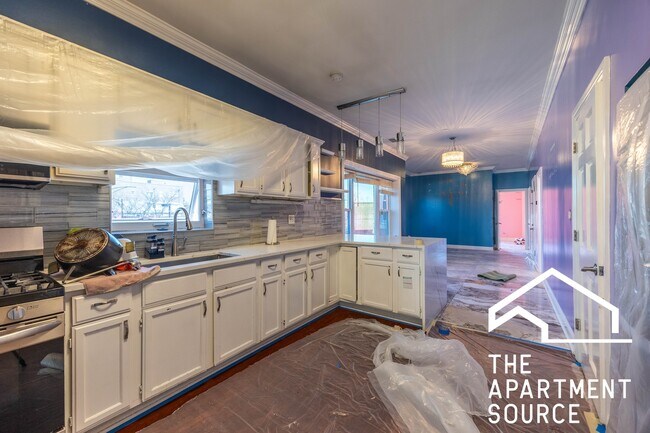 Photo - 6712 N Clark St Unit 2