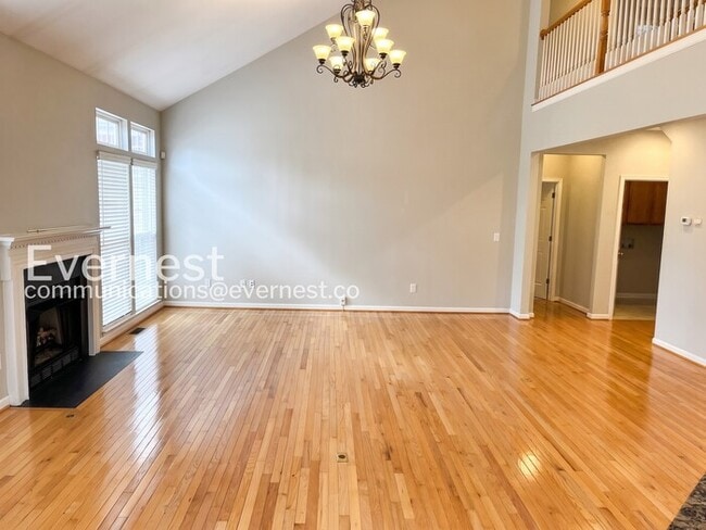 Photo - 743 Rolling Fork Dr