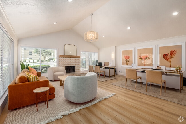 Leasing Office