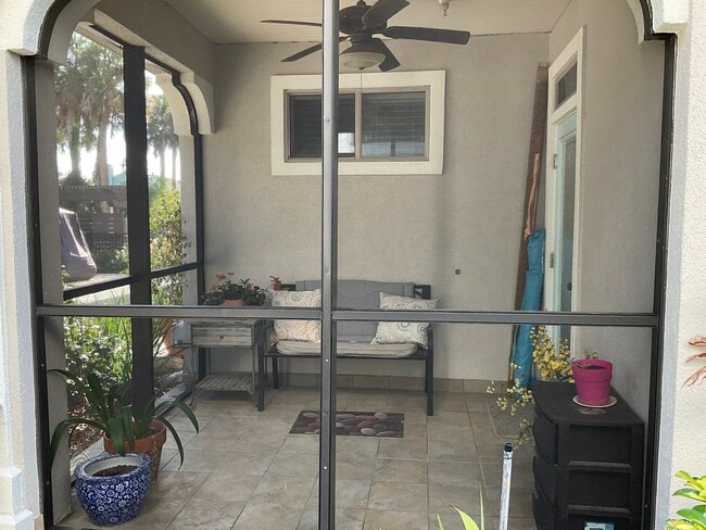 Building Photo - 335 Ahern St Unit 335