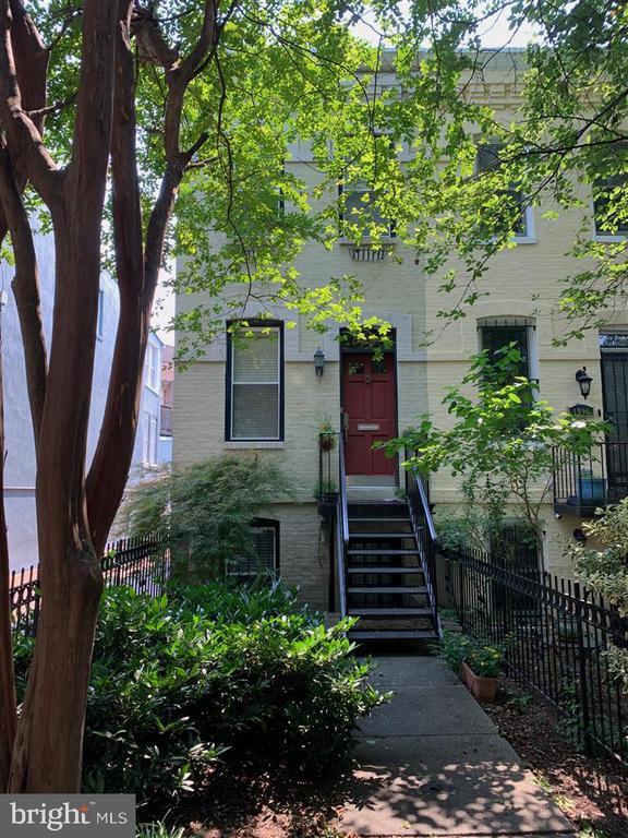 Building Photo - 1913 17th St NW Rental
