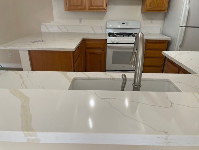 Photo - 19106 Pemberton Pl