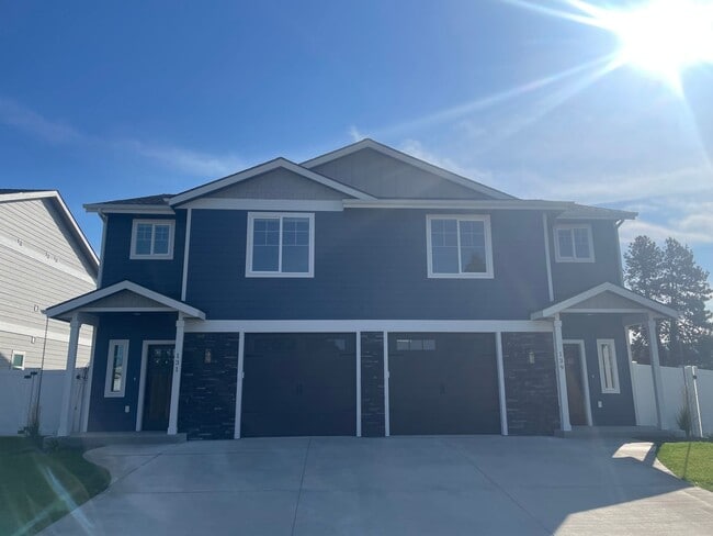 Photo - BRAND NEW Hayden Townhome