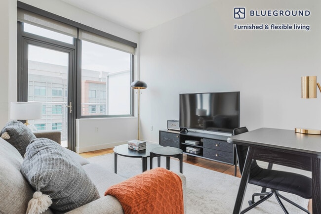 Photo - 1212 4th St SE Unit FL9-ID933