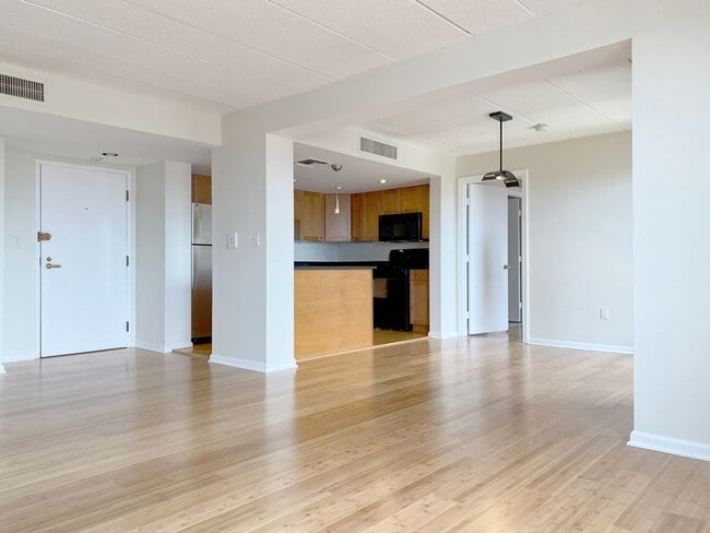 Photo - Amazing 2 bed 2 bath in Allston.... SEPT 1ST MOVE IN