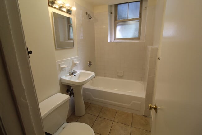 Photo - 89 Trowbridge St Unidad 1