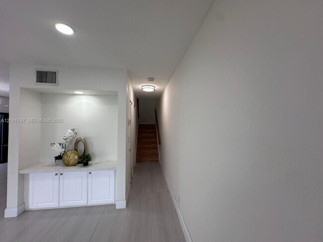 Photo - 11603 NW 29th St