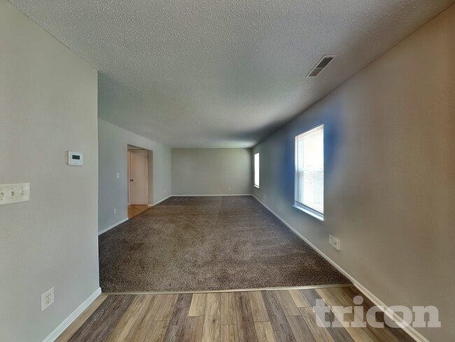 Photo - 1726 Farm Meadow Dr