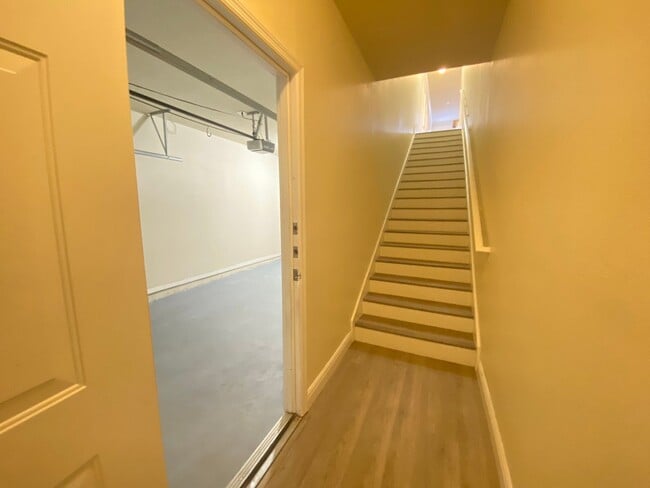 Photo - Stunning one bedroom, one bath luxury cond...