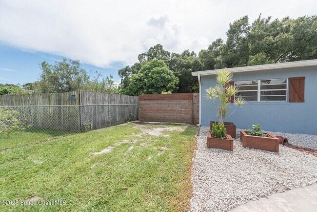 Photo - Tucked away in a quiet West Melbourne neighborhood