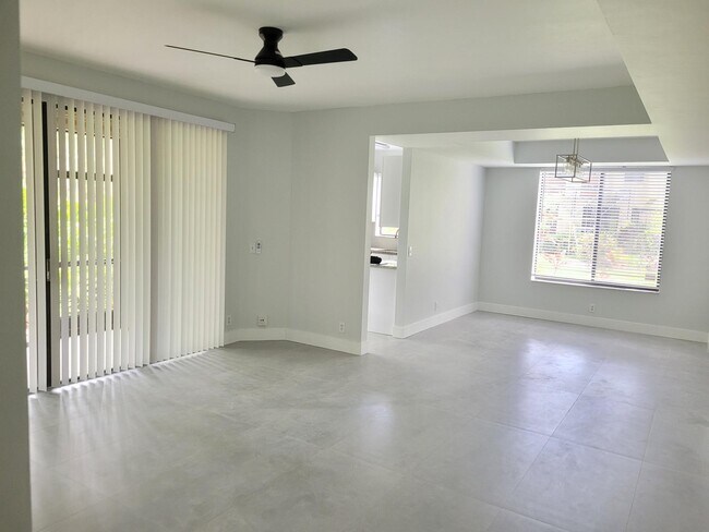 Photo - 10535 NW 10th St Unit B-129