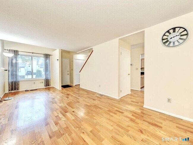 Photo - 122 Cottonwood Rd Unit 122