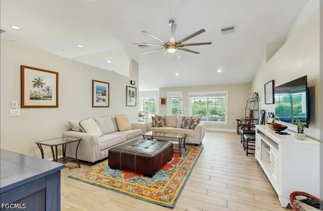 Photo - 3729 Agualinda Blvd