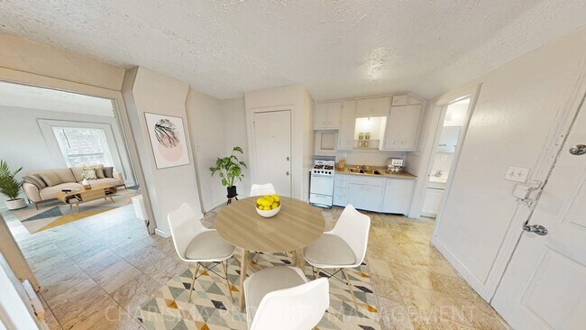 Photo - COZY STUDIO LOCATED DOWNTOWN SIOUX FALLS! Unidad 817 W 11th Street #2