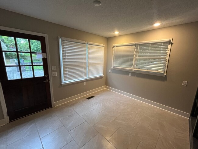 509 Castlewood Trail
