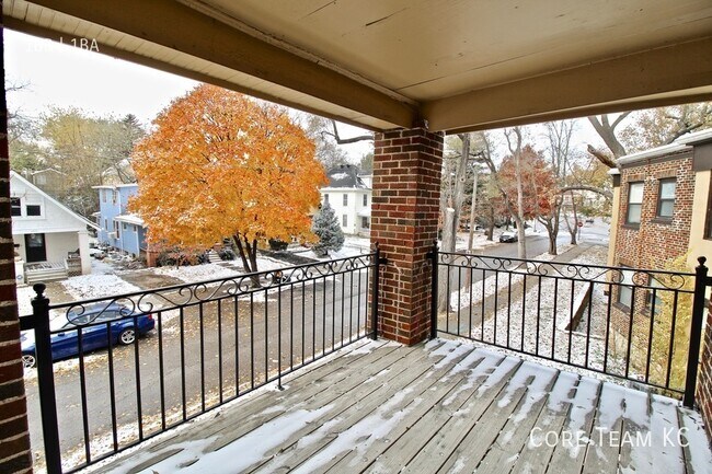 Photo - 4328 Roanoke Pkwy Unit 305