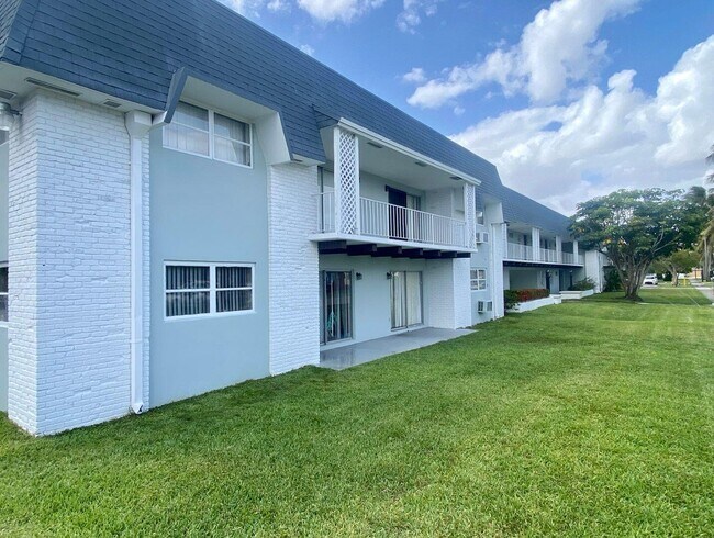 Photo - 985 Manor Dr Unit C-45
