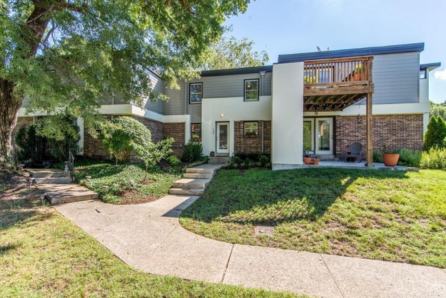 940 Gale Ln Unit 136