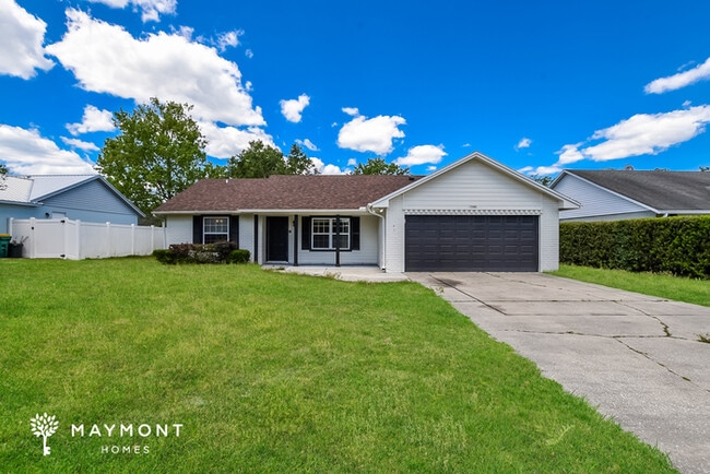 Building Photo - Welcoming 3 Bedroom Home in DeLand