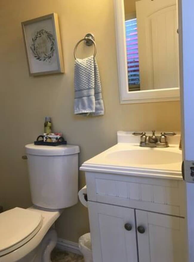 Photo - 733 N 1st Ave