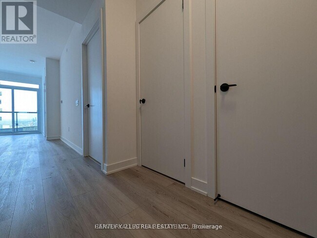 Photo - 117 Broadway Ave Unité 3206