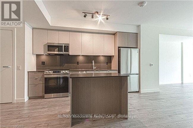 Photo - 133 Bronte Rd Unité B0822