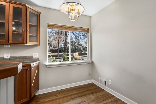 Photo - Charming Westside Cottage in a Premier Location