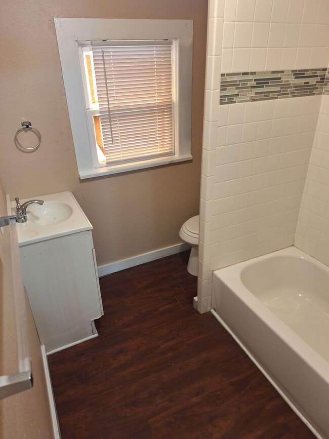 Photo - 2 bedroom, 1 bath