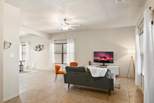 Photo - 2316 Penn Ave SE