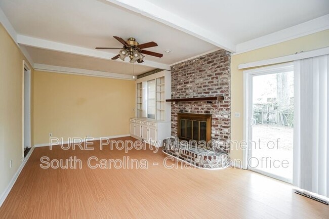 Photo - 654 McCutchen Cir