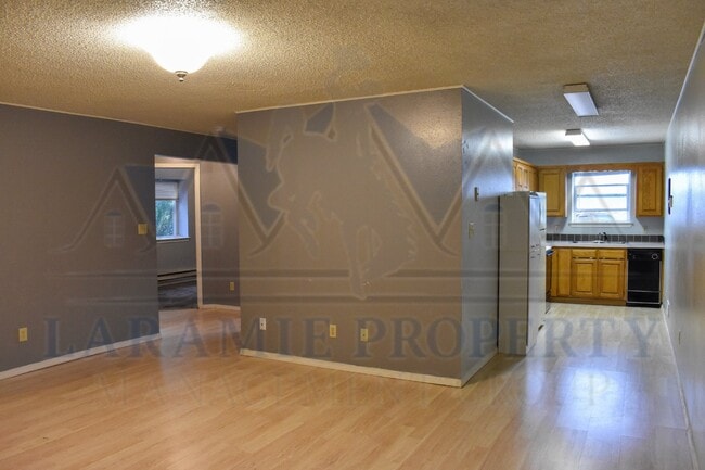 Photo - 3 Bedroom 2 Bathroom Apartment