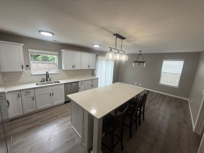 Beautiful Updated 5 Bedroom Home in Graham!
