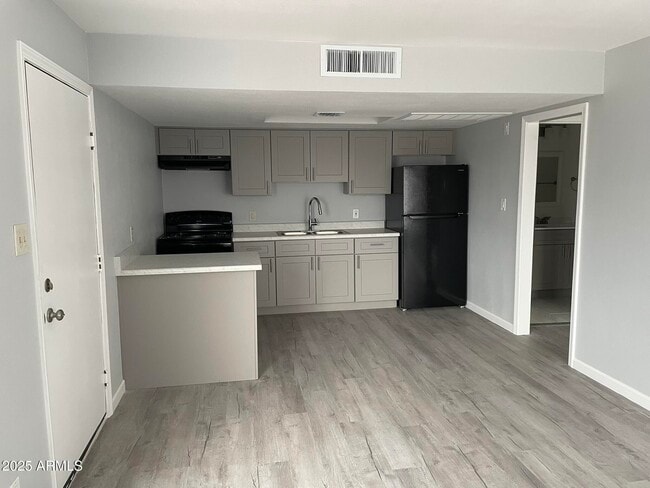 Photo - 1002 North 25th Pl Unit 10