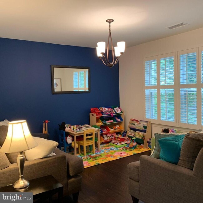 Building Photo - 5983 First Lndg Wy