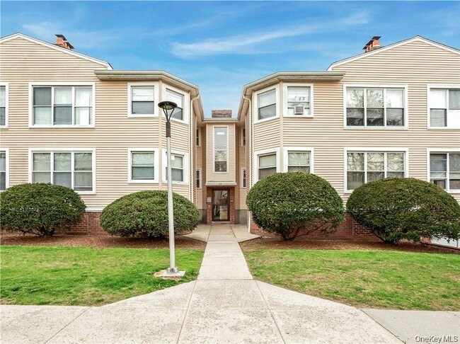 Building Photo - 15 Quinby Ave Unit 1F Rental