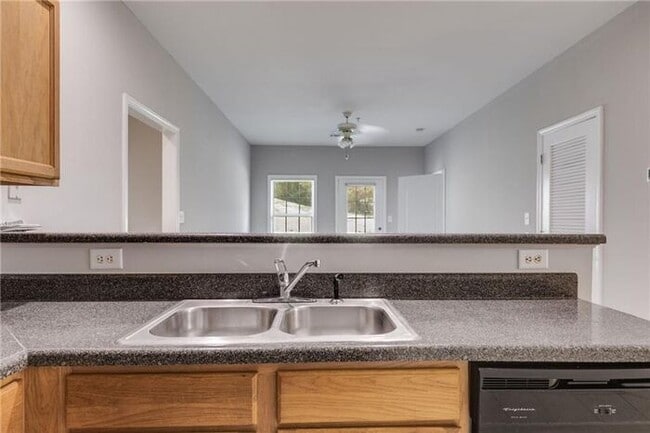 3-Bedroom, 2-Bath Main-Level Condo in Convenient Douglasville Location