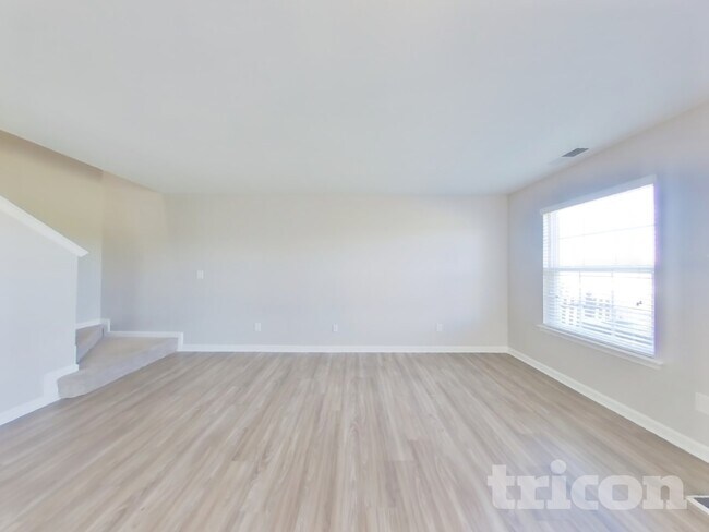 Photo - 11311 Breezehill Ln