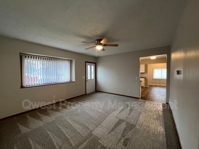 Photo - 1401 Valley Ave NW Unit #1