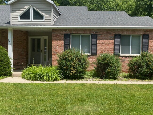 Photo - 19110 Emerald Dr